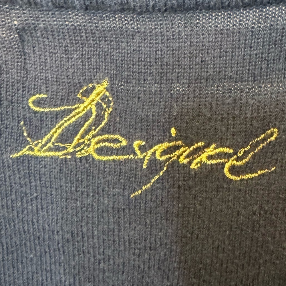 Desigual Sweater. Such a cool piece🔥 - Picture 5 of 5